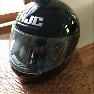 HJC MOTORCYCLE Helmut w/ cover. FG-Tech Snell M95